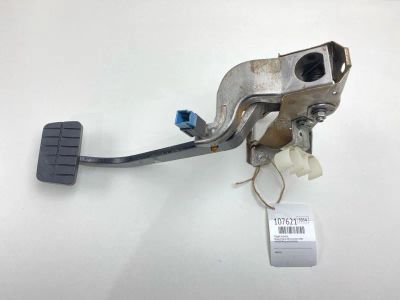 Лот: 25118743. Фото: 1. Педаль тормоза Nissan Prairie... Двигатель и элементы двигателя