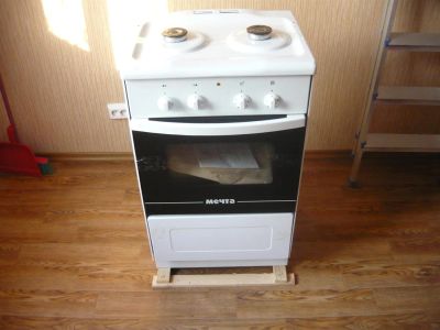 Лот: 3465502. Фото: 1. Плита газовая с электродуховкой... Плиты, духовые шкафы, варочные поверхности