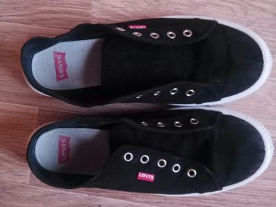 Лот: 15580759. Фото: 1. Кеды LEVIS. Кеды, кроссовки, слипоны