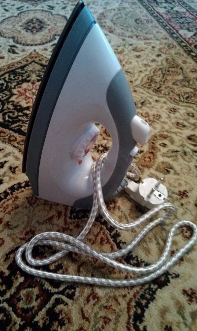 Лот: 11396203. Фото: 1. Утюг дорожный новый. Утюги, парогенераторы, отпариватели