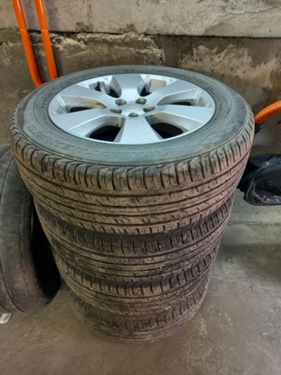 Лот: 19130342. Фото: 1. Колеса в сборе Dunlop Grandtrek... Шины на дисках