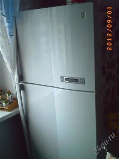 Лот: 2059095. Фото: 1. Холодильник Daewoo. Холодильники, морозильные камеры