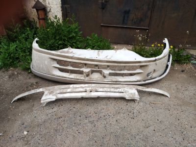 Лот: 13851548. Фото: 1. Бампер + решетка Toyota Raum EXZ10. Кузов