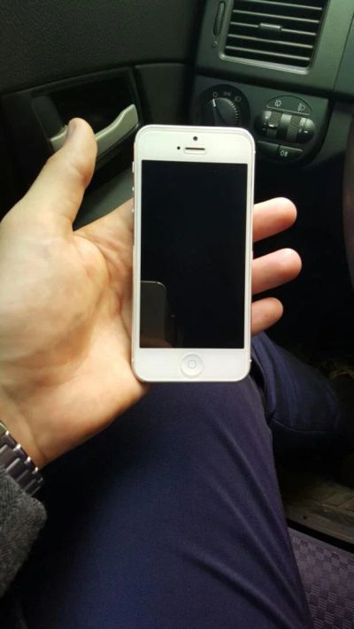Лот: 6164395. Фото: 1. !!! Iphone 5!!!. Смартфоны