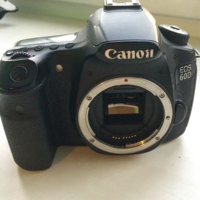 Лот: 7707315. Фото: 1. Canon 60D body + коробка Гарантия. Цифровые зеркальные
