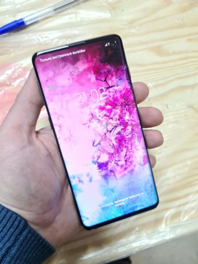 Лот: 18439770. Фото: 1. Samsung s10 128gb. Смартфоны