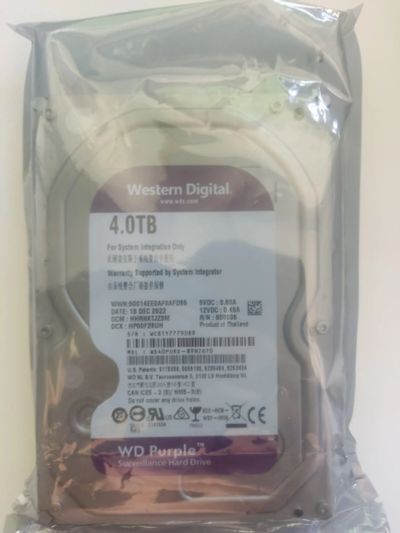 Лот: 20941700. Фото: 1. Жёсткий диск 4ТБ WD Purple. Жёсткие диски (HDD)
