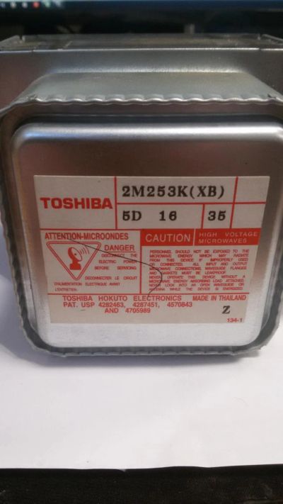 Лот: 9224204. Фото: 1. СВЧ Toshiba 2M253K(XB). Запчасти для остальной бытовой техники