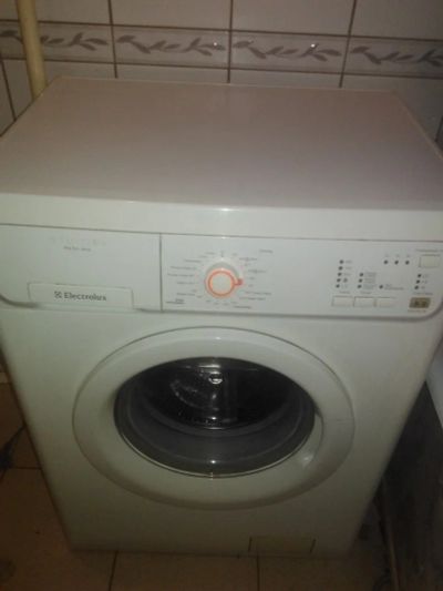 Лот: 15937665. Фото: 1. Стиральная машина Electrolux EWS... Стиральные машины