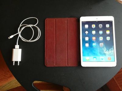 Лот: 7291698. Фото: 1. Планшет iPad mini 16gb wi-fi+cellular... Планшеты