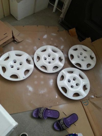 Лот: 4911404. Фото: 1. Колпаки Honda R14 4x100 под болты. Колпаки