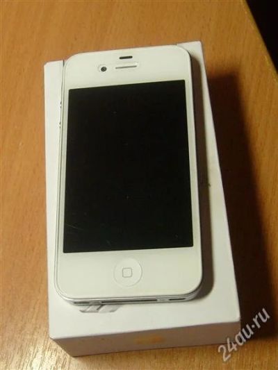 Лот: 1996485. Фото: 1. iphone 4s 16gb белый. Смартфоны