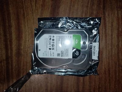 Лот: 22517556. Фото: 1. Жесткий диск Seagate BarraCuda... Жёсткие диски (HDD)