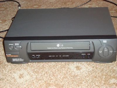 Лот: 3028649. Фото: 1. Видеомагнитофон LG-BL182W. Видеомагнитофоны