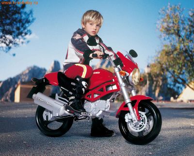 Лот: 7541058. Фото: 1. Peg Perego Электромотоцикл Ducati... Машины и техника