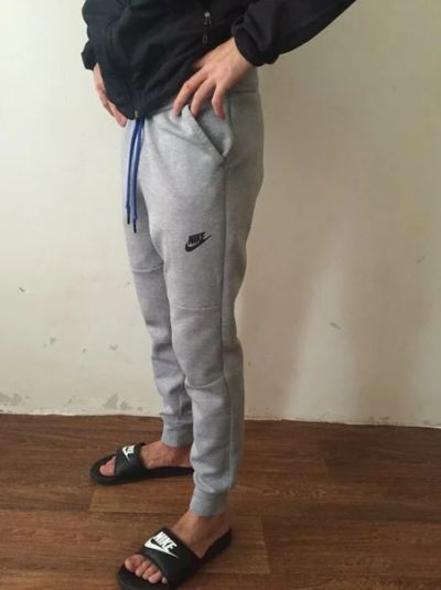 Лот: 6484814. Фото: 1. Продам штаны Nike размер S. Покупались... Спортивные брюки, штаны