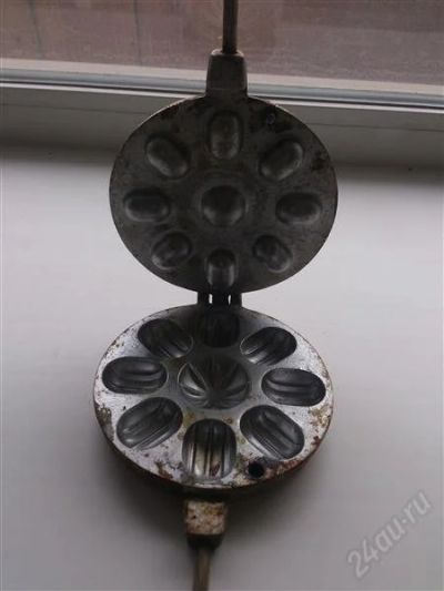 Лот: 2888256. Фото: 1. Вафельница. Кухонная