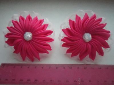 Лот: 10180953. Фото: 1. Банты на резиночках розовые с... Цветы из ткани