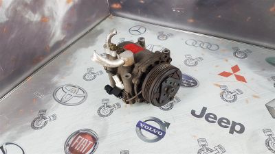 Лот: 23590337. Фото: 1. Компрессор кондиционера Mitsubishi... Двигатель и элементы двигателя