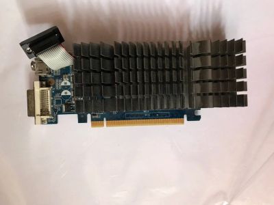 Лот: 12052916. Фото: 1. Asus GT520 Silent 1Gb DDR3. Видеокарты