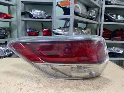 Лот: 25637065. Фото: 1. Задний левый фонарь Toyota Highlander... Оптика и освещение
