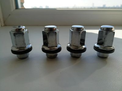 Лот: 9291675. Фото: 1. Гайки колесные. Ходовая, подвеска, рулевое управление