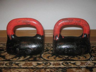Лот: 213012. Фото: 1. гири 8кг -2шт. Штанги, блины