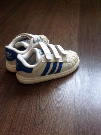 Лот: 7065755. Фото: 1. Adidas Кросовки 25. Кеды, кроссовки
