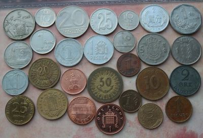 Лот: 8873073. Фото: 1. Коллекция монет мира (№177). Остальные страны