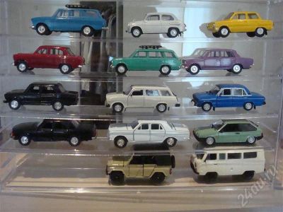 Лот: 421078. Фото: 1. продам стеллаж для моделей авто... Автомоделизм
