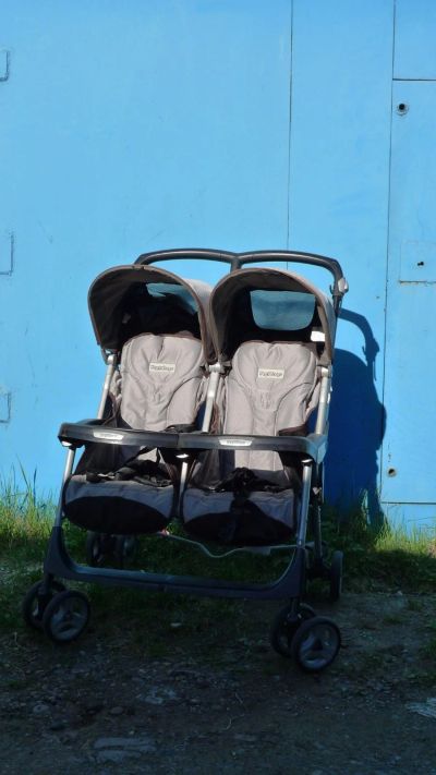 Лот: 14228277. Фото: 1. Коляска для двойни Peg Perego... Коляски