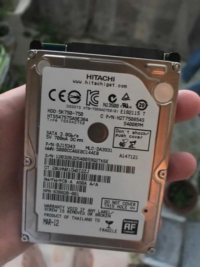 Лот: 9557446. Фото: 1. HDD 2.5 hitachi 700gb. Жёсткие диски (HDD)