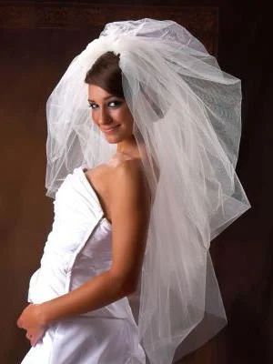 Лот: 6092186. Фото: 1. Фата 3ярусная с бисером новая. Фаты, вуали, шляпки