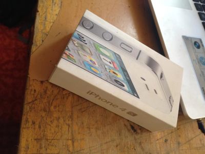 Лот: 6150664. Фото: 1. Apple iPhone 4S 64Gb Белый. Смартфоны