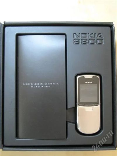 Лот: 793579. Фото: 1. Nokia 8800. Оригинал. Полный комплект... Кнопочные мобильные телефоны