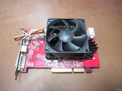 Лот: 14327818. Фото: 1. AGP видеокарта Radeon HD3650 512mb... Видеокарты