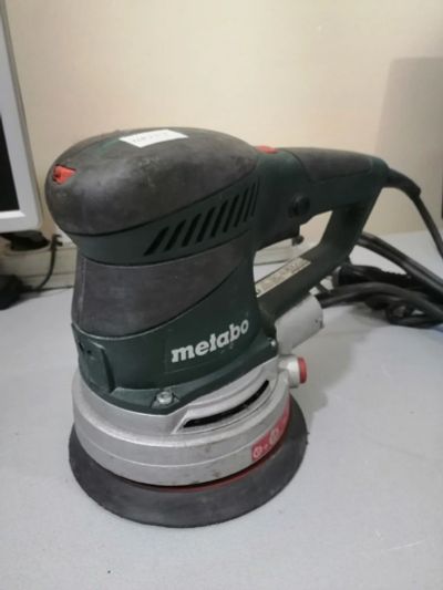 Лот: 15834818. Фото: 1. Эксцентриковая шлифмашинка Metabo... Электроинструмент