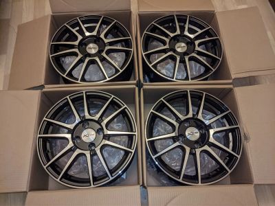 Лот: 21077600. Фото: 1. Диски X'trike X-129 R16 4x100. Диски