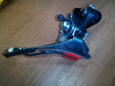 Лот: 9692658. Фото: 1. Передний переключатель "Shimano... Запчасти