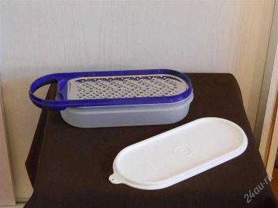 Лот: 1614499. Фото: 1. Терка с контейнером Tupperware. Другое (посуда, кухонная утварь)