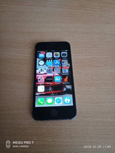 Лот: 12845920. Фото: 1. Срочно продам iPhone 5s 16 gb. Чехлы, бамперы