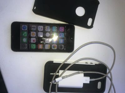 Лот: 9833484. Фото: 1. iPhone 5s 32gb. Смартфоны