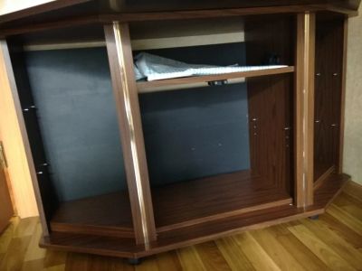 Лот: 14177814. Фото: 1. Тумба подставка под телевизор. Стойки и тумбы для аппаратуры