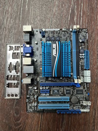 Лот: 20521600. Фото: 1. Материнская плата ASUS E35M1-M... Материнские платы