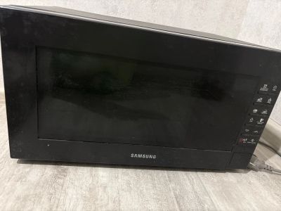 Лот: 24843417. Фото: 1. Микроволновка Samsung me88sub. Микроволновки, мини-печи