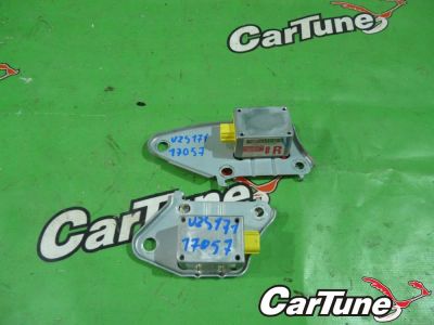 Лот: 10600126. Фото: 1. датчик airbag toyota crown majesta... Электрооборудование