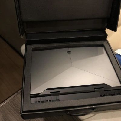 Лот: 15082644. Фото: 1. Alienware 17 R4 (7820HK/16GB/GTX1080... Компьютеры в сборе