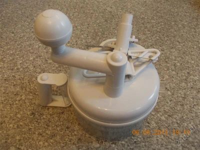 Лот: 1794515. Фото: 1. Ручной измельчитель. Кухонная