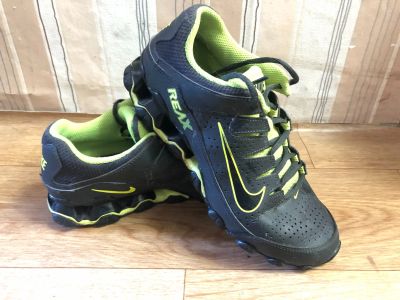 Лот: 17498419. Фото: 1. Кроссовки б\у оригинал Nike 40... Кеды, кроссовки