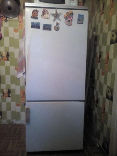 Лот: 10887748. Фото: 1. Продам нерабочий 2х камерный холодильник... Холодильники, морозильные камеры
